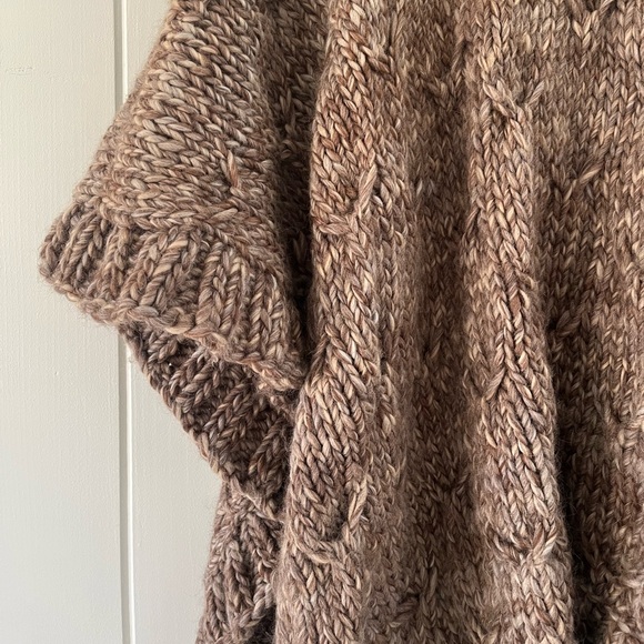 Oversized Cable Knit Poncho Sweater Marled Brown Neutral Lagenlook Scandinavian - Picture 8 of 11